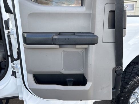 Used 2022 Ford F250 XL w/ Power Equipment Group AWD/4WD image 26