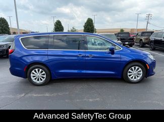 Used 2019 Chrysler Pacifica Touring Plus w/ Advanced Safetytec Group FWD video 2