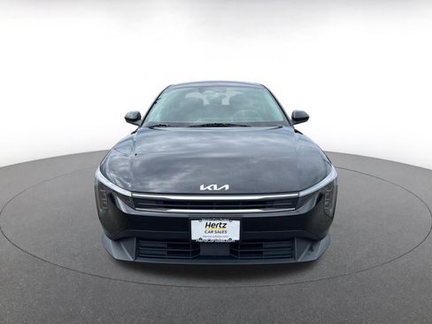 Used 2025 Kia K4 LXS image 2