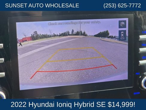 Used 2022 Hyundai Ioniq SE FWD image 32