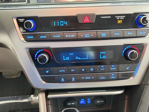 Used 2015 Hyundai Sonata Sport w/ Option Group 04 FWD image 26