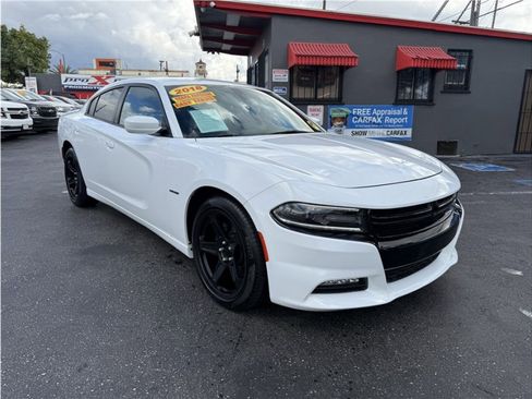 Used 2018 Dodge Charger R/T image 8