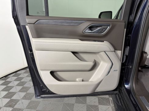 Certified 2023 GMC Yukon XL SLT w/ SLT Luxury Package RWD image 21