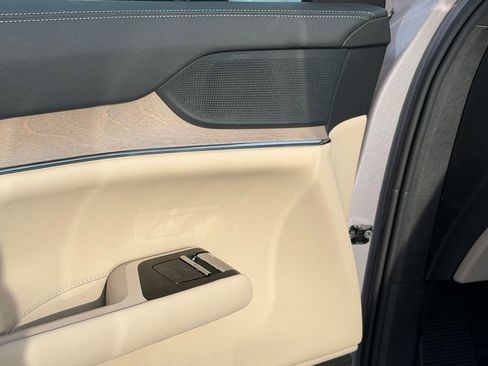 New 2026 Volvo EX90 Plus image 19