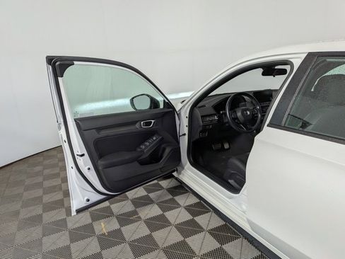 Used 2023 Honda Civic Sport image 12