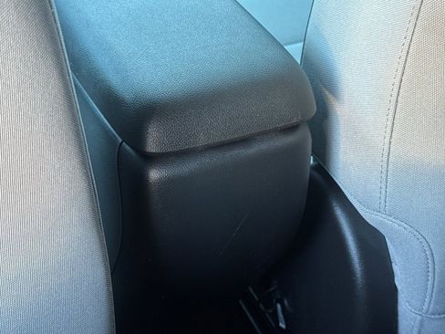 Used 2025 Chevrolet TrailBlazer LT image 39