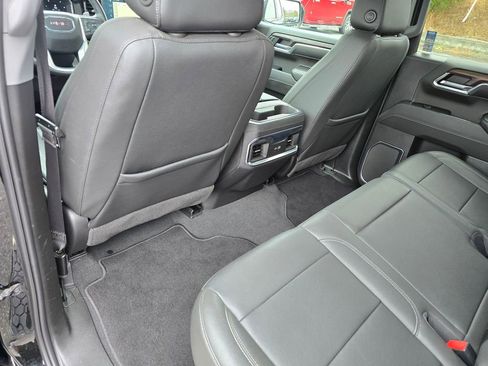 Certified 2023 GMC Sierra 1500 SLT w/ SLT Convenience Package image 26