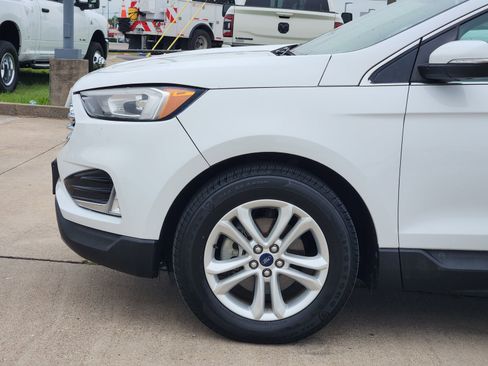 Used 2020 Ford Edge SEL FWD image 10