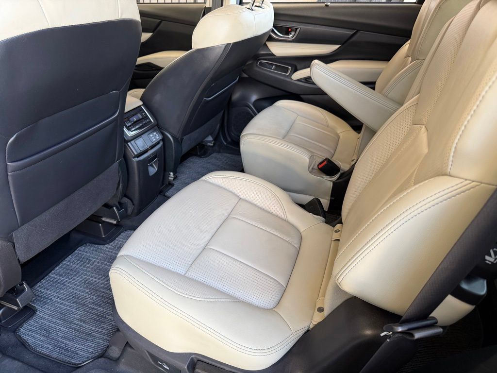 Used 2023 Subaru Ascent Limited AWD/4WD image 18