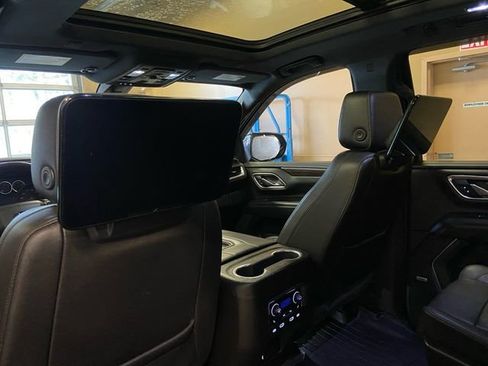 Used 2021 Chevrolet Tahoe Z71 w/ Luxury Package image 24