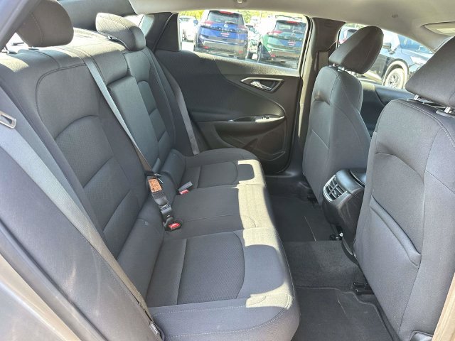 Used 2025 Chevrolet Malibu LT FWD image 10