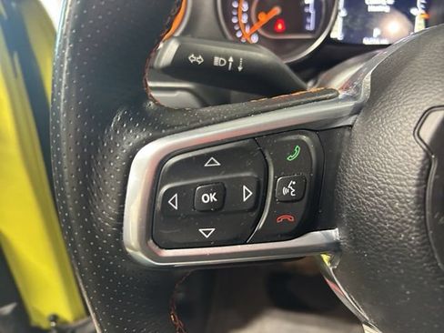Used 2023 Jeep Gladiator Mojave w/ Cold Weather Group AWD/4WD image 29