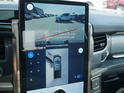 New 2025 Ford F150 Lightning Lariat