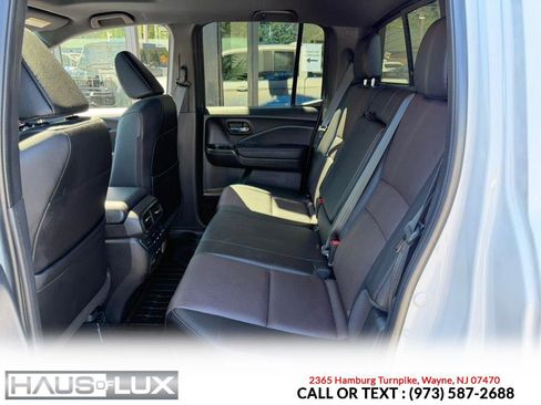 Used 2025 Honda Ridgeline Black Edition image 14