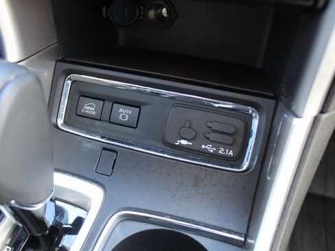 Used 2019 Subaru Ascent Limited w/ Popular Package #2 image 33