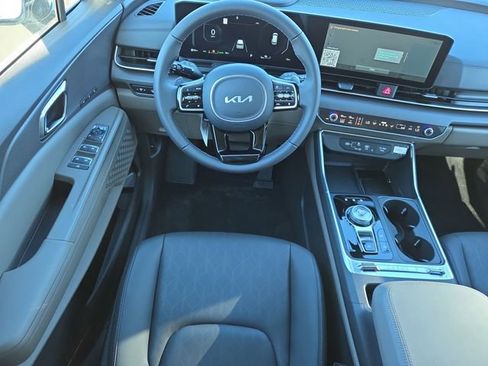 New 2026 Kia Carnival SX FWD image 8