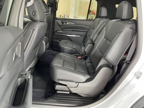 Used 2026 Chevrolet Traverse LT w/ Sun and Wheel Package AWD/4WD image 31