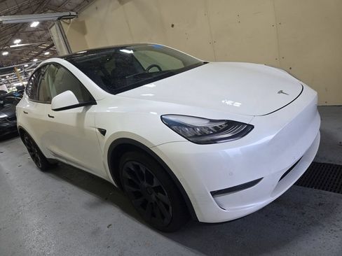 Used 2020 Tesla Model Y Long Range AWD/4WD image 3