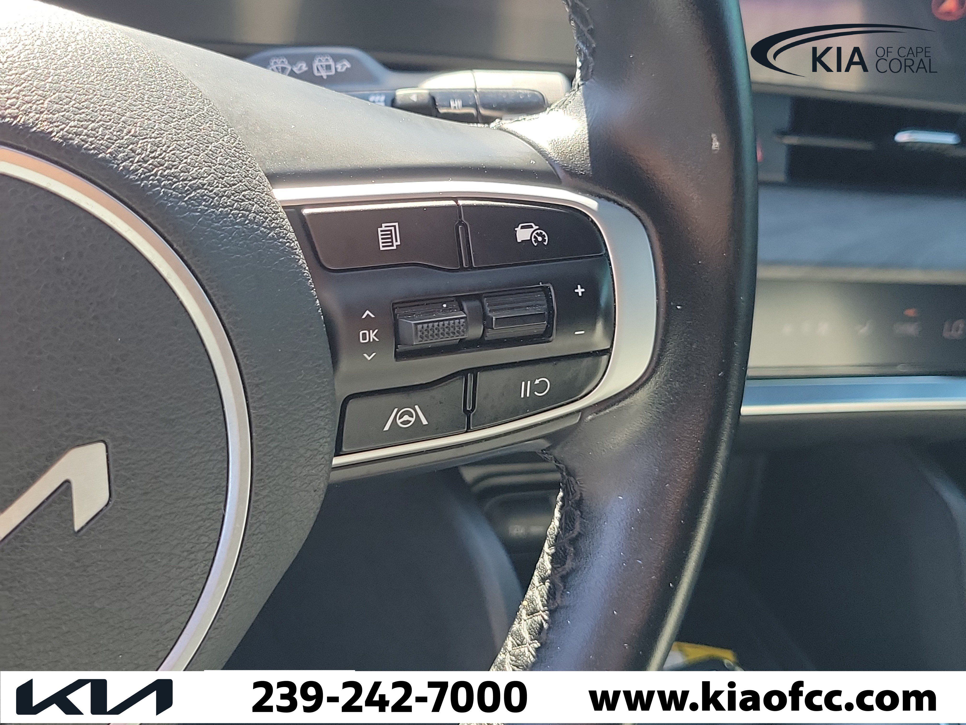 Used 2023 Kia Sportage X-Line w/ X-Line Premium Package AWD/4WD image 27