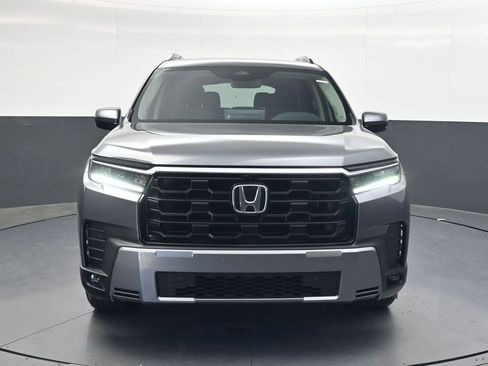 New 2026 Honda Pilot Touring image 9