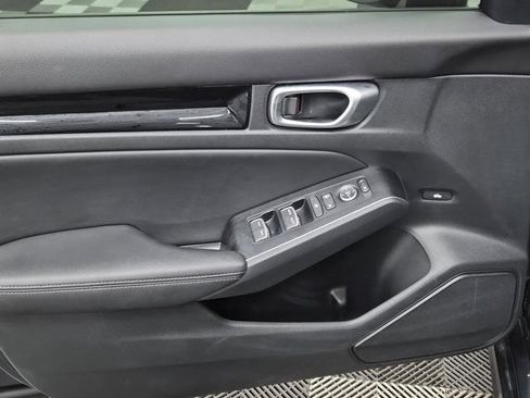 Certified 2024 Honda Civic Touring image 17