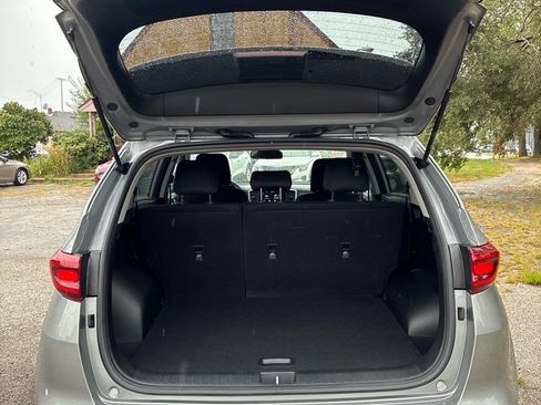 Used 2022 Kia Sportage LX FWD image 5