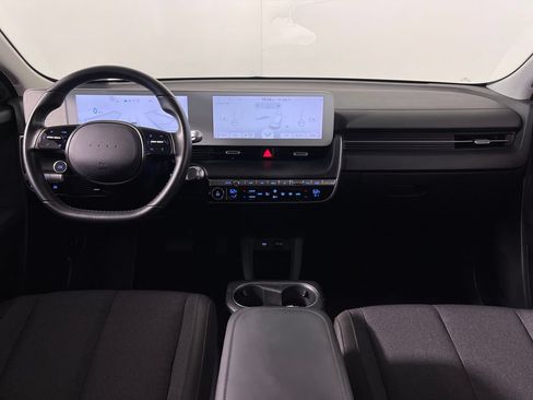 Certified 2024 Hyundai Ioniq 5 SE RWD image 14