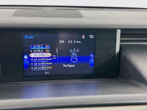 Used 2017 Lexus IS 300 AWD image 14