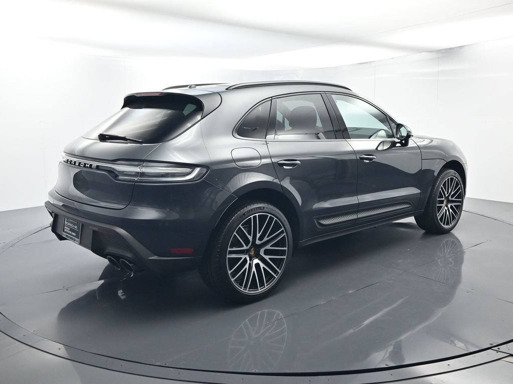 Certified 2026 Porsche Macan AWD/4WD image 15