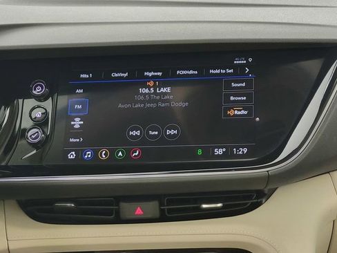 Used 2023 Buick Envision Avenir image 22