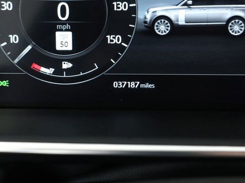 Used 2022 Land Rover Range Rover Westminster Edition image 13