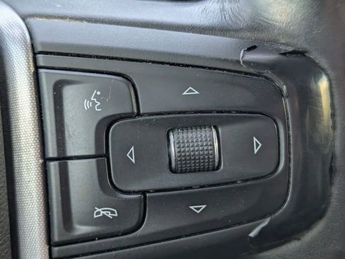 Used 2020 GMC Sierra 1500 Elevation w/ Elevation Value Package image 16