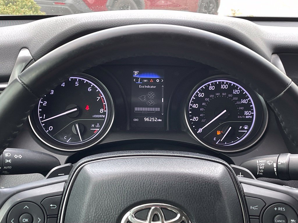 Used 2023 Toyota Camry SE FWD image 14