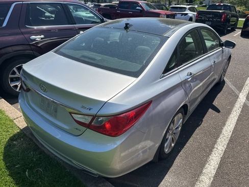Used 2012 Hyundai Sonata Limited w/ Navigation Pkg FWD image 11