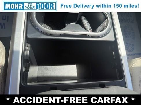 Used 2020 Nissan Titan SV w/ SV Convenience Package image 25