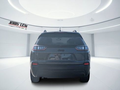 Used 2023 Jeep Cherokee Altitude Lux image 4