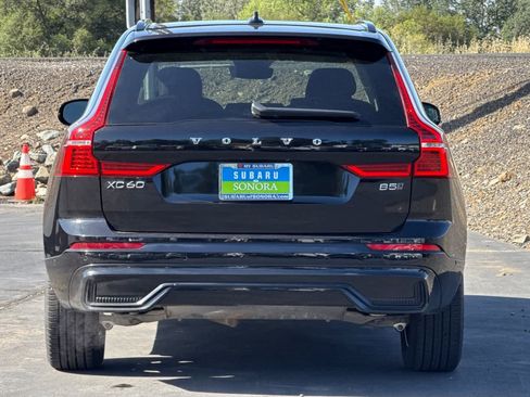 Used 2025 Volvo XC60 B5 Plus AWD/4WD image 5