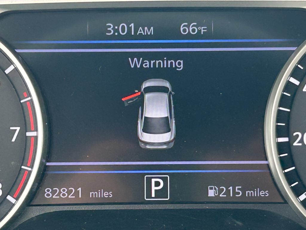 Used 2020 Nissan Sentra SR FWD image 23