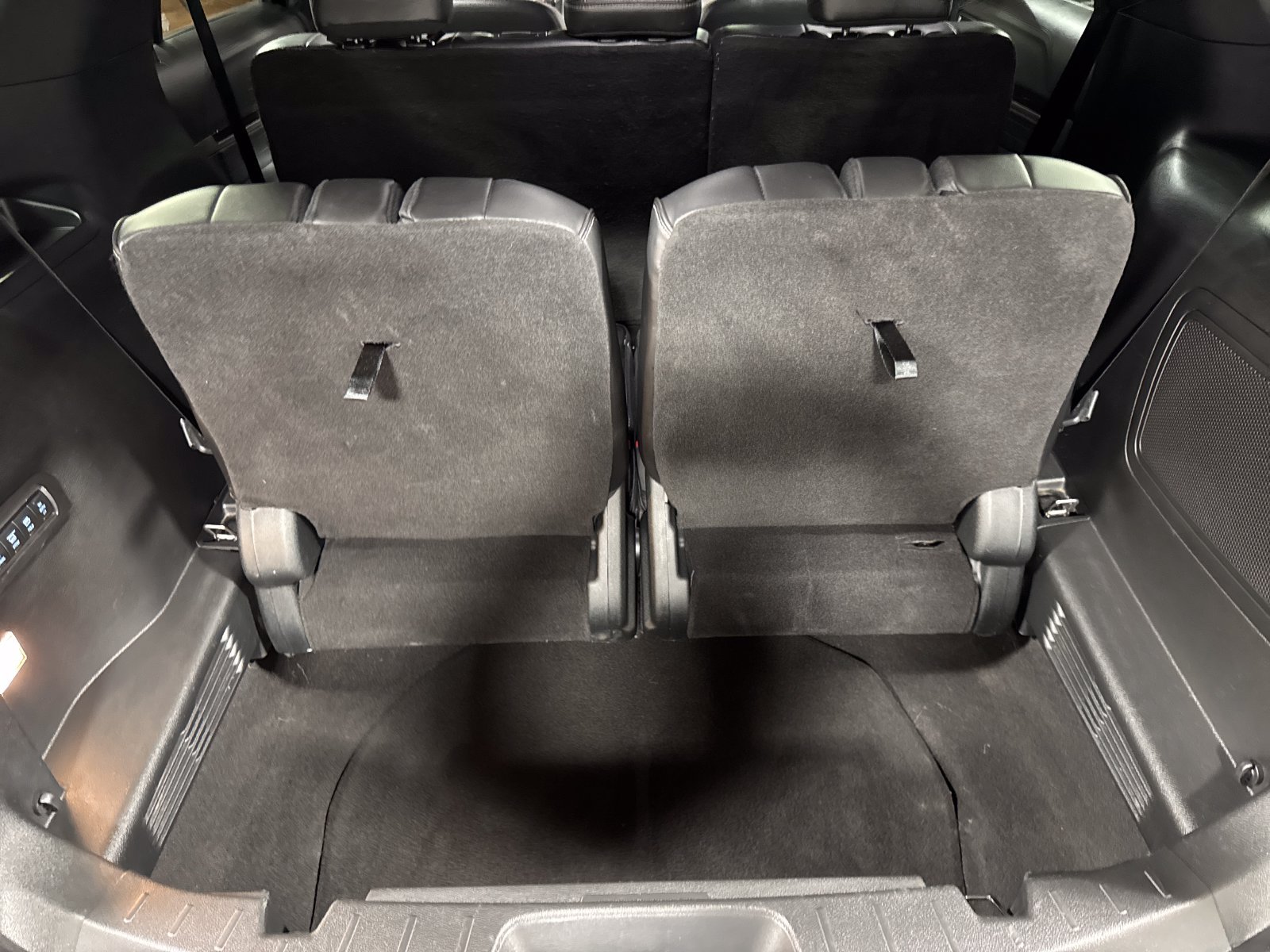 Used 2018 Ford Explorer Platinum AWD/4WD image 28