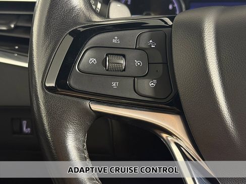 Used 2022 Buick Enclave Essence w/ Sound and Sites Package image 4