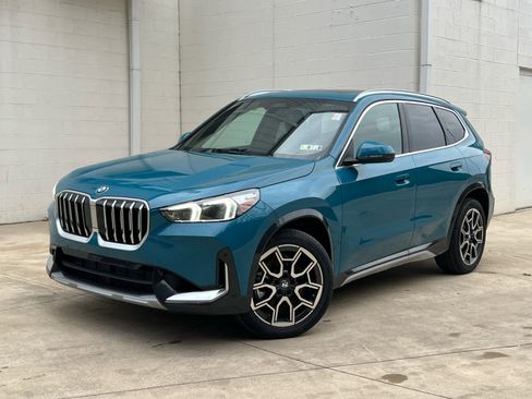 Used 2025 BMW X1 xDrive28i w/ Convenience Package image 1
