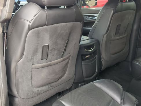 Used 2016 Cadillac Escalade ESV Platinum image 24