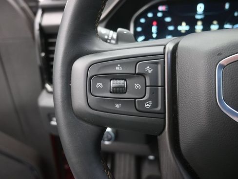 Used 2024 GMC Sierra 1500 AT4 w/ Technology Package AWD/4WD image 29