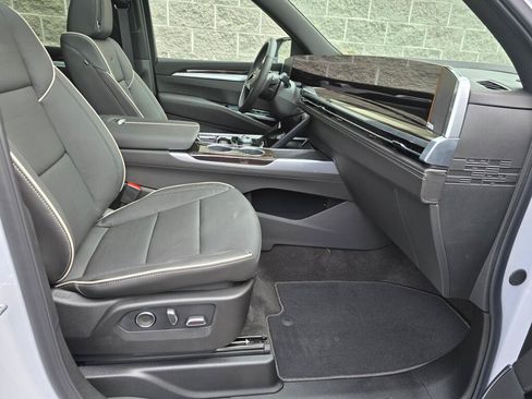 New 2026 Cadillac Escalade Luxury AWD/4WD image 20