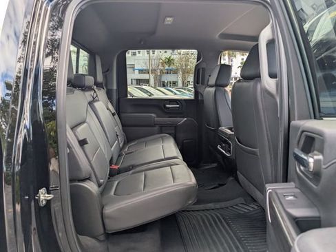 Used 2022 Chevrolet Silverado 2500 LTZ w/ LTZ Convenience Package image 19