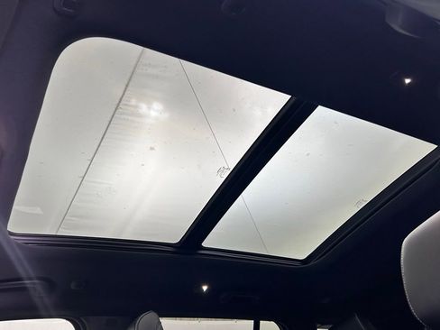 New 2025 Jeep Grand Cherokee Limited w/ Trailer Tow Package image 31