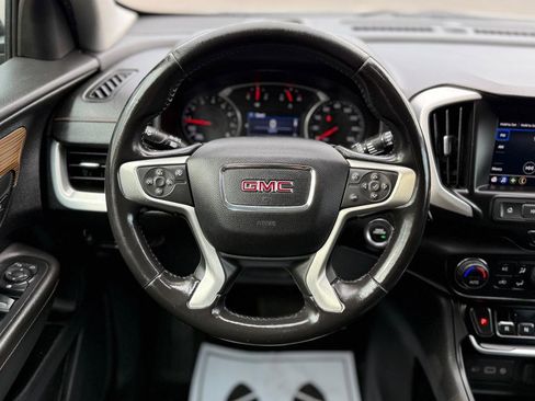Used 2020 GMC Terrain SLE w/ Driver Convenience Package image 13