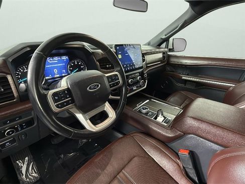 Used 2024 Ford Expedition Max Limited image 18