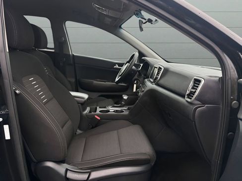 Used 2019 Kia Sportage LX w/ LX Popular Package image 19