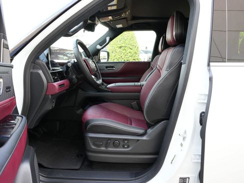 New 2026 INFINITI QX80 Autograph AWD/4WD image 18